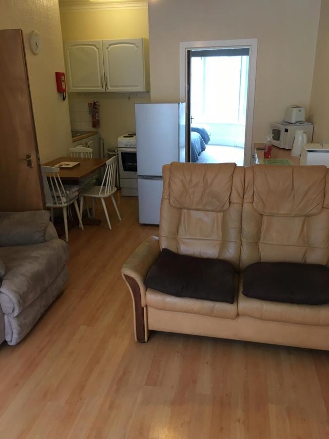 Sunnydene Holiday Flats แบล็คพูล ภายนอก รูปภาพ